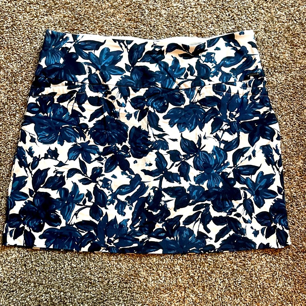 Women’s plus size skorts